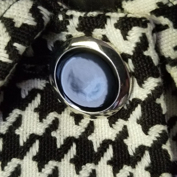 Carmen Marc Valvo Houndstooth Coat - Picture 9 of 16